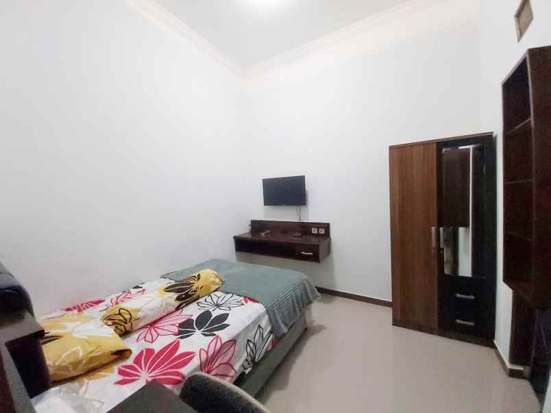 disewakan kost komplek intan regency blok