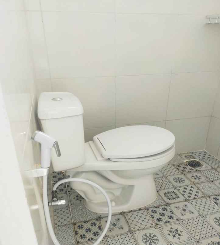 disewakan kost kost warly tangerang jl