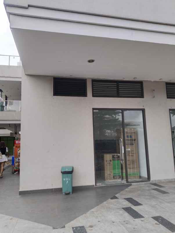 disewakan ruang usaha strategis pekayon pasar rebo