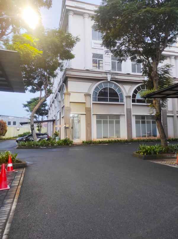 disewakan ruko crown green lake city