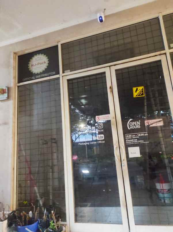 disewakan ruko crown hadap boulevard green lake city