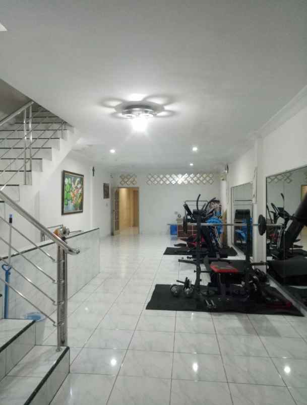 disewakan ruko gudang kantor jalan thamrin asia pasar