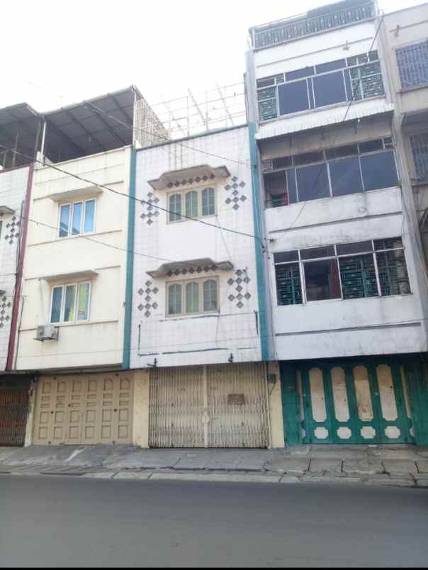 disewakan ruko gudang kantor jalan thamrin asia pasar