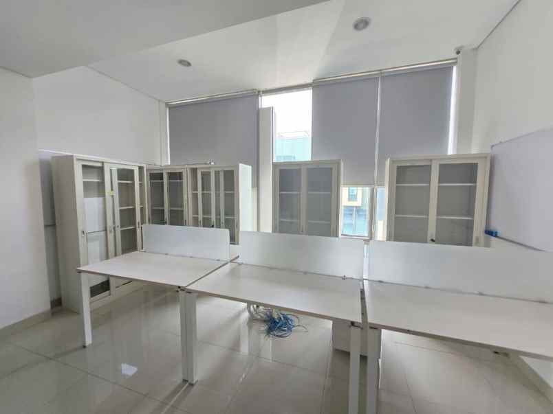 disewakan ruko gudang kantor komplek puri mutiara