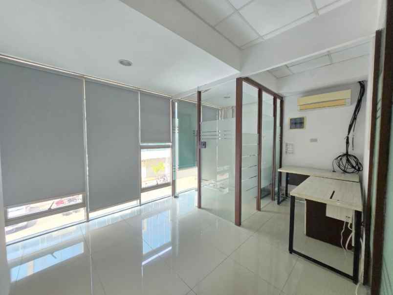 disewakan ruko gudang kantor komplek puri mutiara