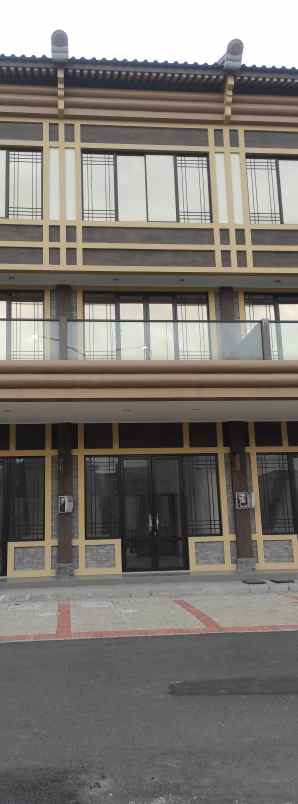 disewakan ruko korean town green lake city