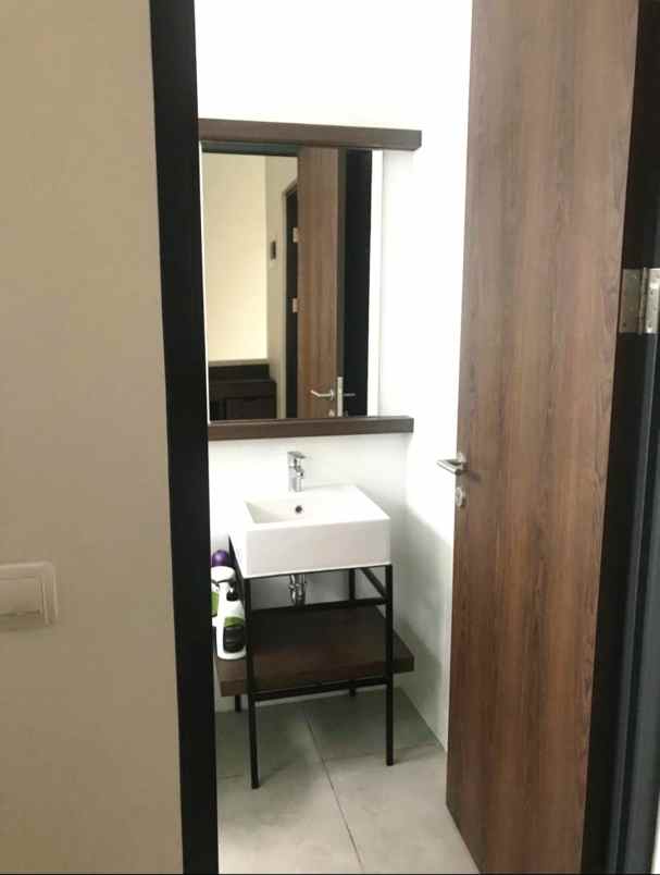 disewakan rumah cluster freja bsd city