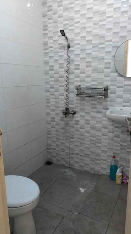 disewakan rumah cluster griya indah cikoneng