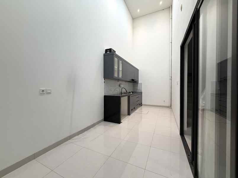 disewakan rumah cluster wisteria metland