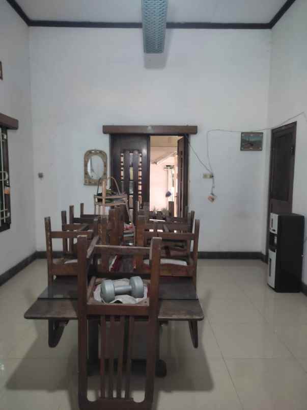 disewakan rumah jalan teuku umar