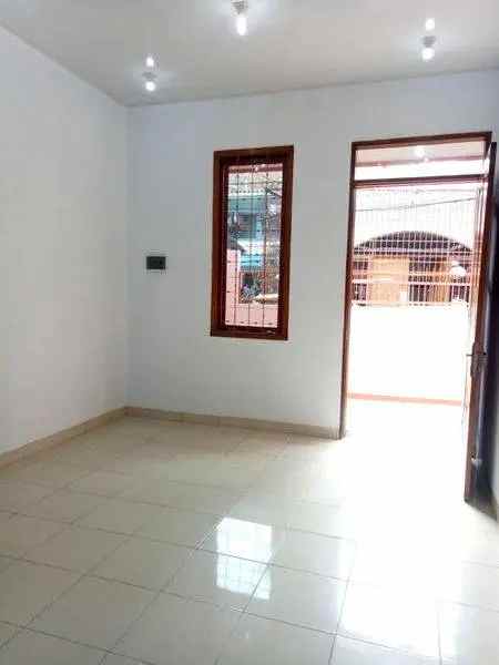 disewakan rumah jl songsi dalam tanah