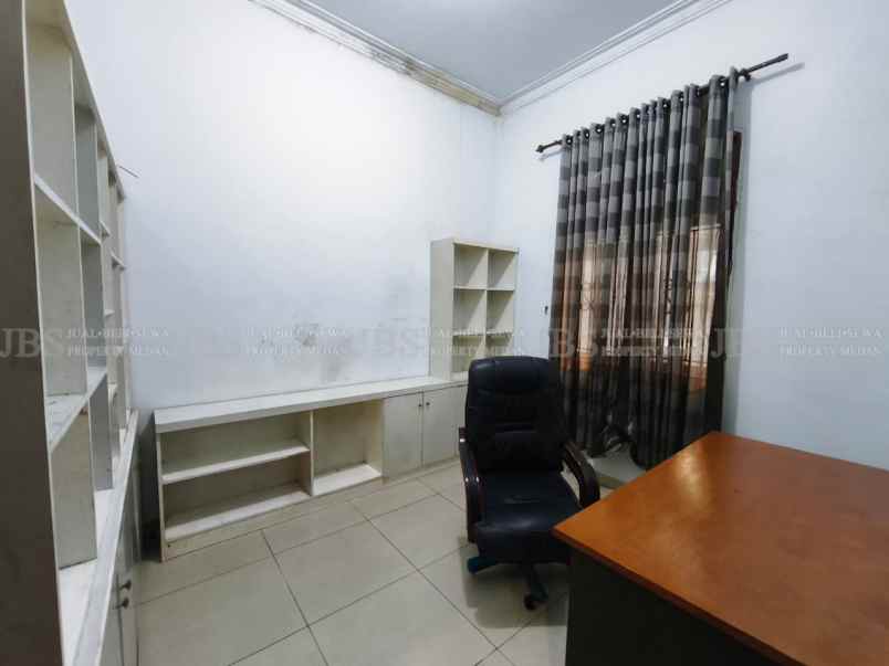 disewakan rumah komplek cemara hijau jalan