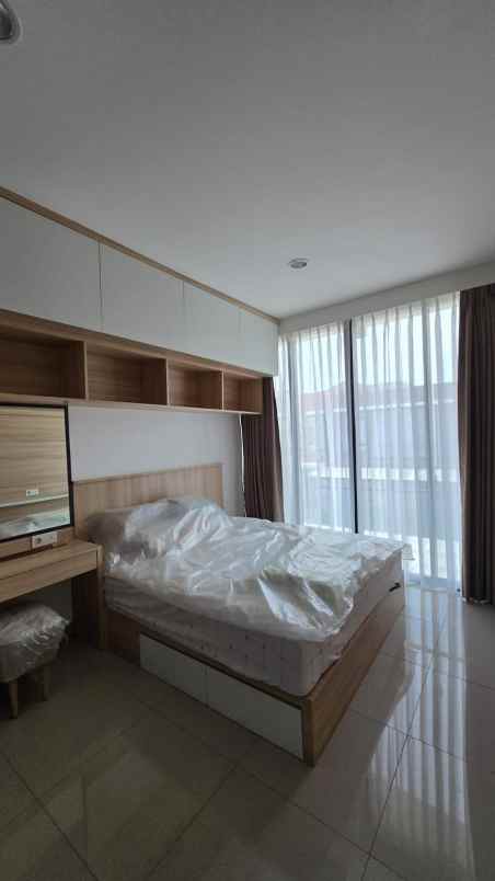 disewakan rumah milenial pik 2 fully furnish