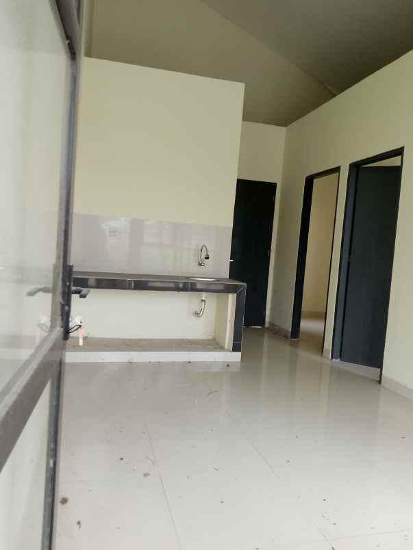 disewakan rumah non furnished lokasi strategis bekasi