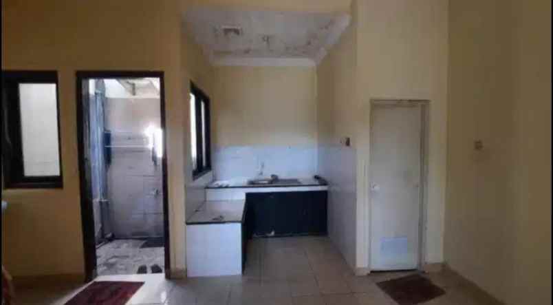 disewakan rumah palm spring regency