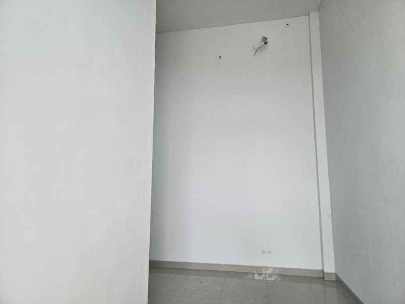 gudang siap pakai bebas pungli di bitung tangerang