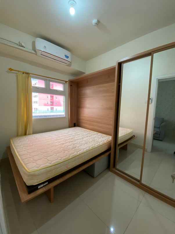 jual apartemen 2 kamar furnish di green pramuka city
