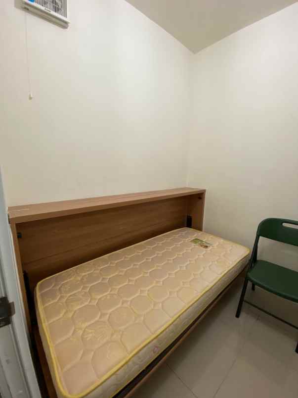 jual apartemen 2 kamar furnish di green pramuka city