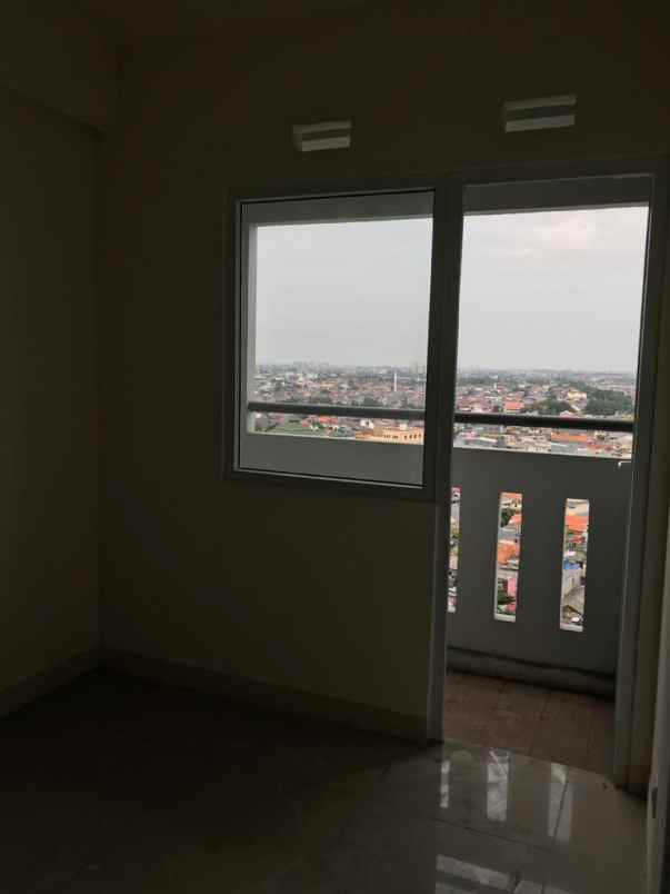 jual apartemen 2 kamar kosongan di green pramuka city
