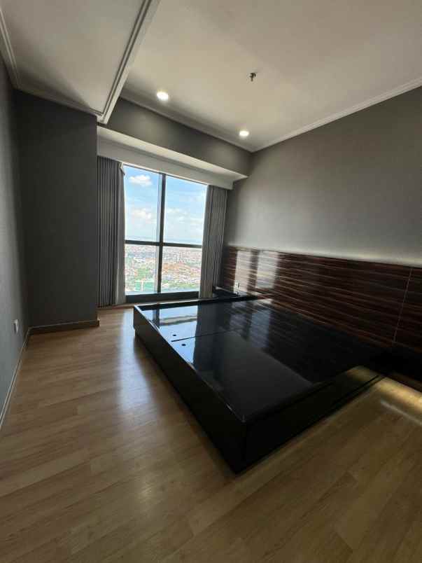 jual apartemen the peak residence strategis