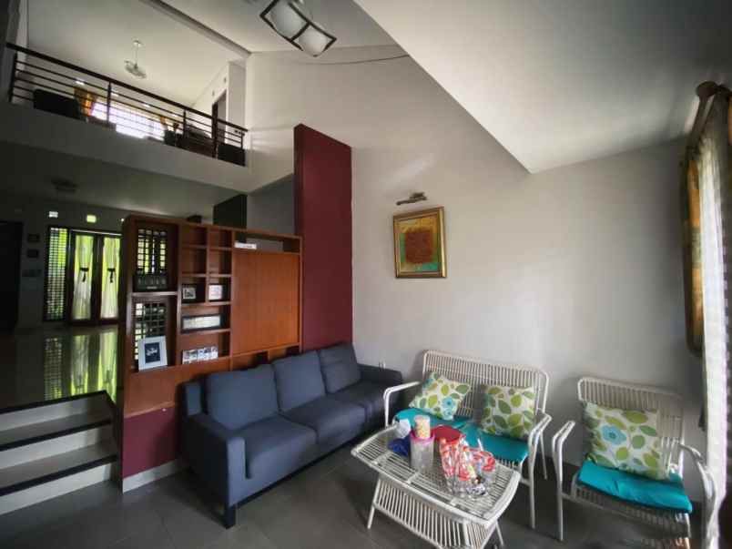 jual cepat rumah siap huni di setra duta