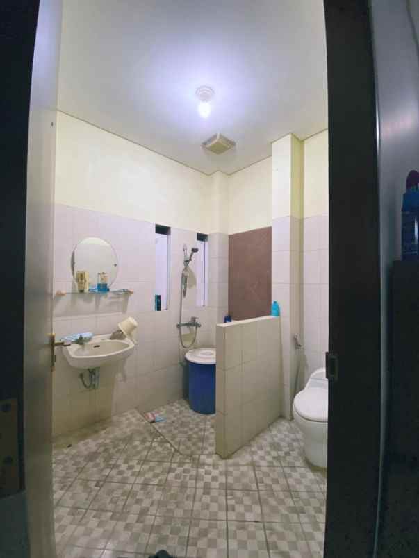 jual cepat rumah siap huni di setra duta