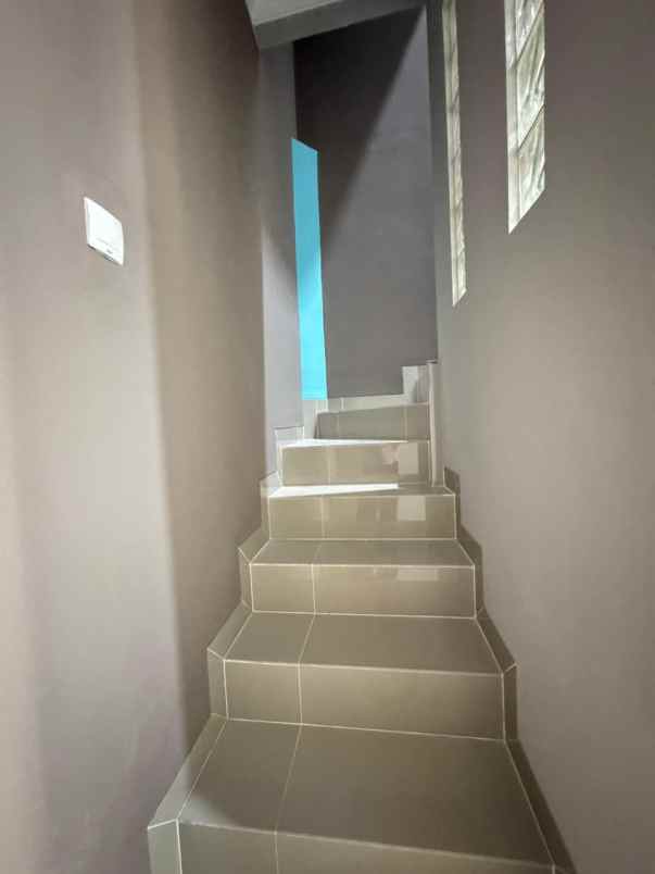 jual ruko murah 1 5 m jl moh kahfi 2