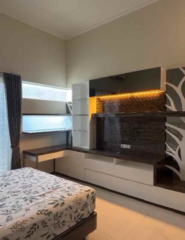 jual rumah araya 1 galaxy bumi permai surabaya timur