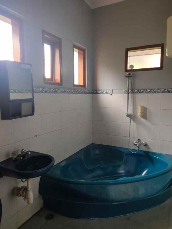 jual rumah di setraduta bandung 2 lantai