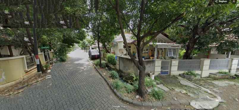 jual rumah lama komplek dibawah njop di eramas 2000