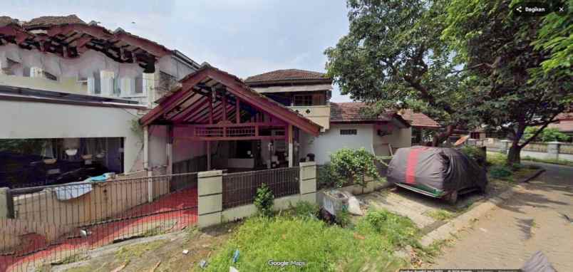 jual rumah lama komplek dibawah njop di eramas 2000