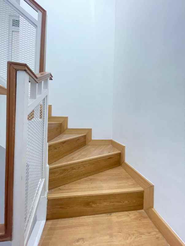 jual rumah siap huni bukit golf riverside cibubur