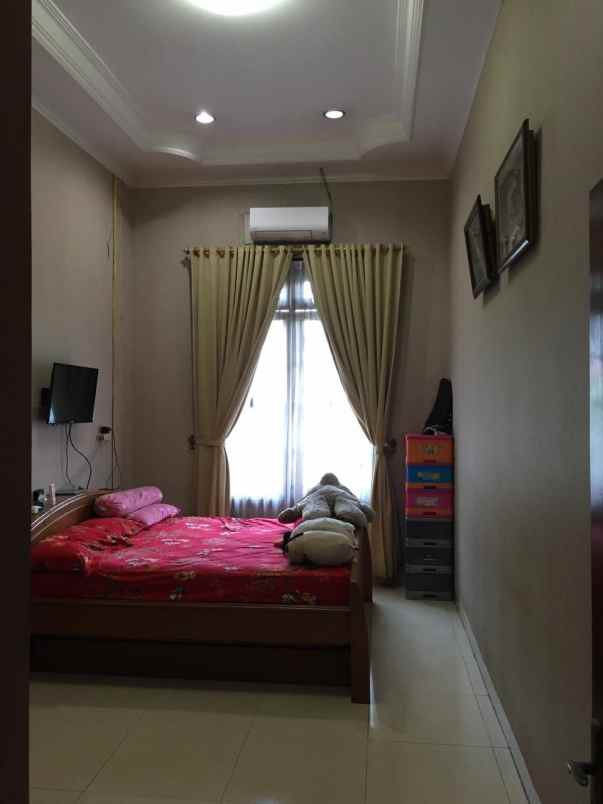 jual rumah taman palem lestari jak bar