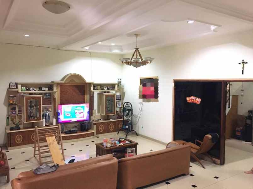 jual rumah taman palem lestari jak bar