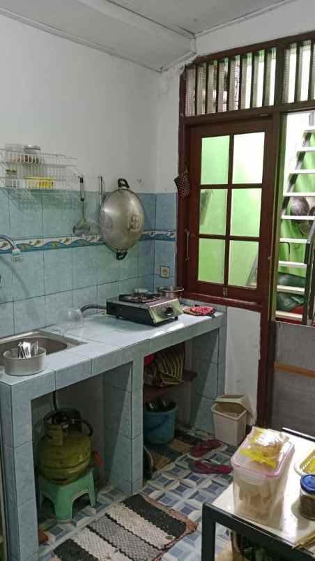 kos putra putri dekat stasiun mrt cipete