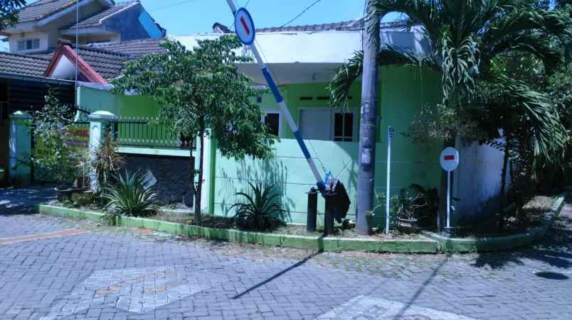 perum puri indah depan tol lippo plaza row 2 mobil