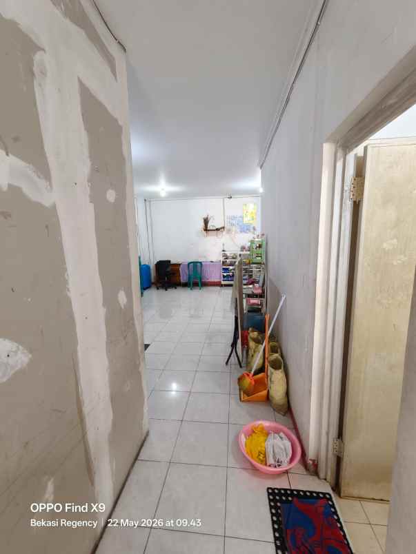ruko 3lt luas 5x18 90m aralia hi harapan indah bekasi