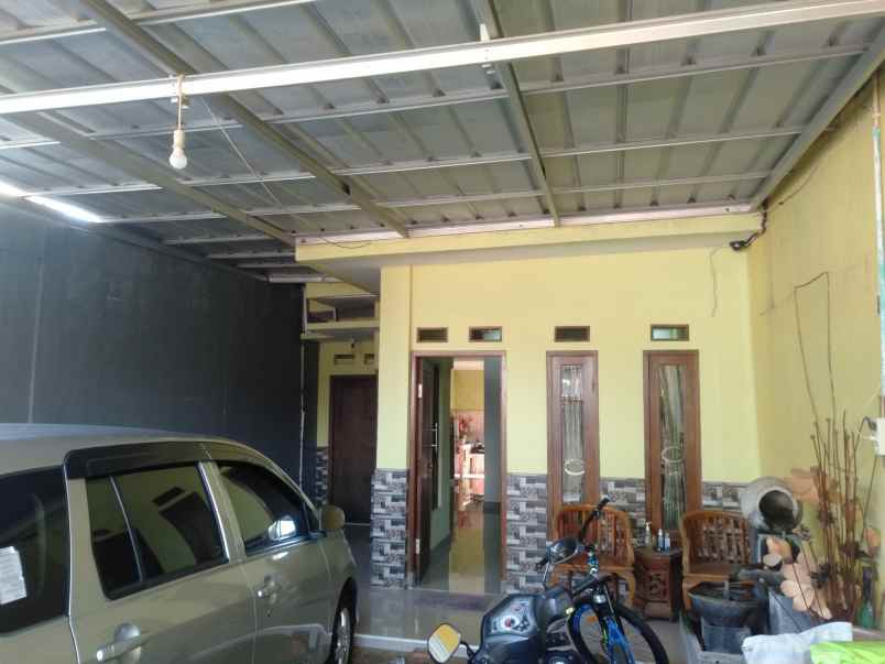 rumah 2 lantai bebas banjir dan longsor dijual