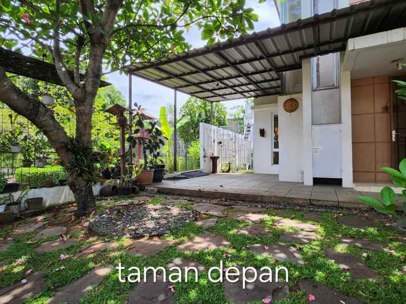 rumah 2 lantai di kota wisata cibubur samping taman