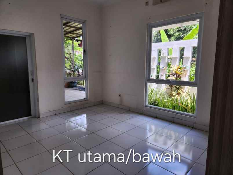 rumah 2 lantai di kota wisata cibubur samping taman