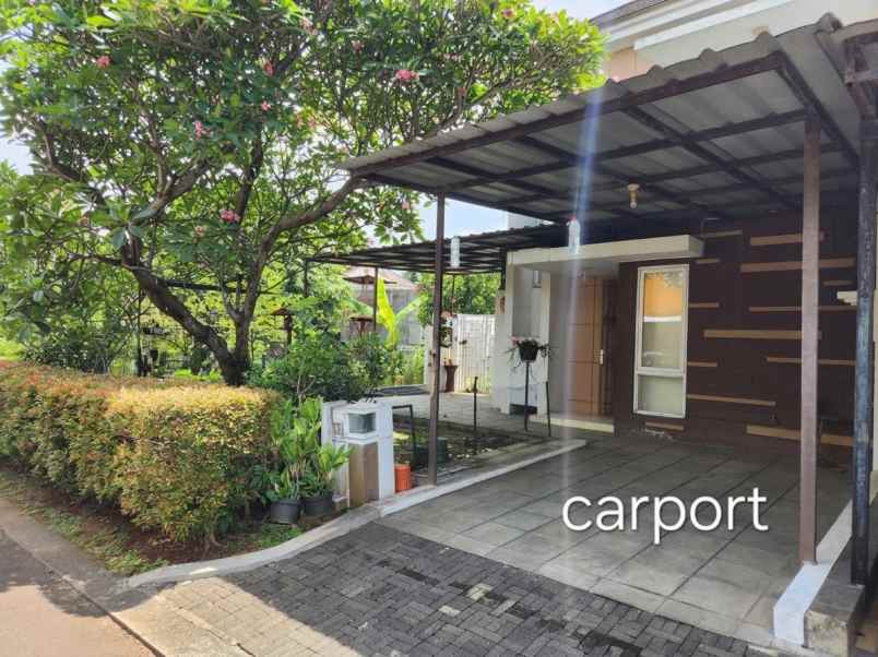 rumah 2 lantai di kota wisata cibubur samping taman