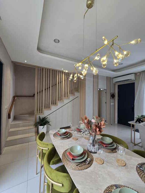 rumah 2 lantai di sentul