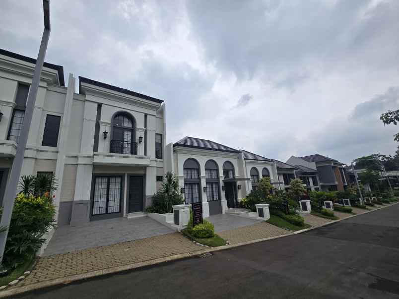 rumah 2 lantai di sentul