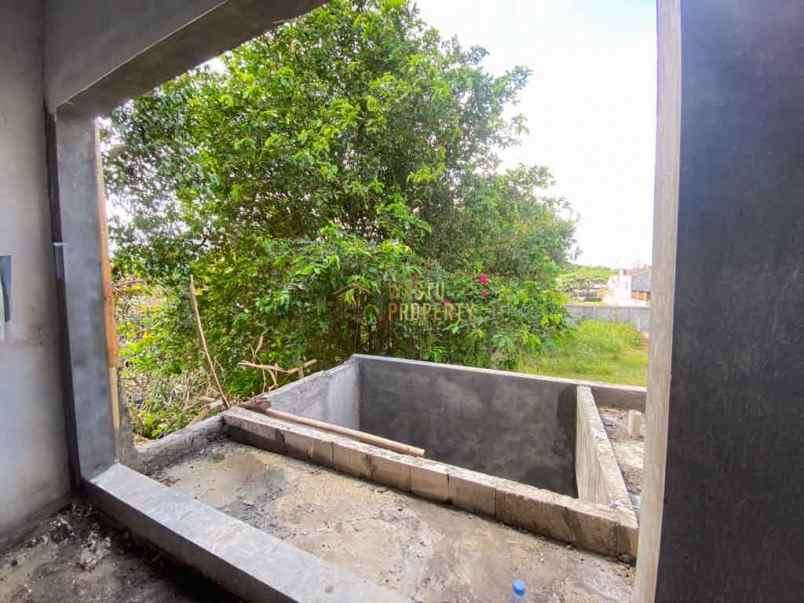 rumah 2 lantai hanya 10 menit dari kampus umy