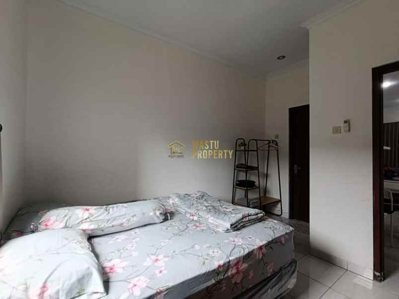 rumah 2 lantai one gate system di ngaglik sleman