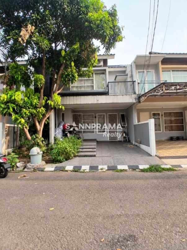rumah 2 lantai siap huni di mampang hills pancoran mas