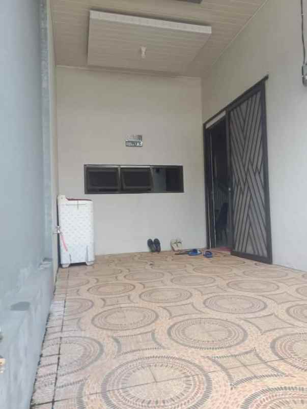 rumah 2 lantai siap huni semi furniture free pajak