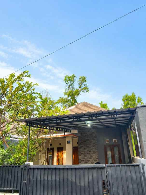 rumah 3 kamar tidur di bantul