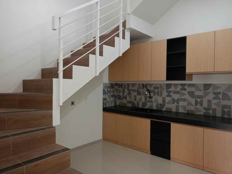 rumah bagus modern siap huni di bandung