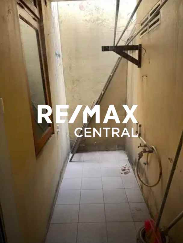 rumah bagus shm ditaman harapan baru bekasi